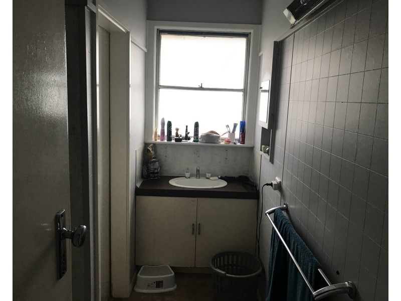 24 Coleman Parade, Churchill VIC 3842