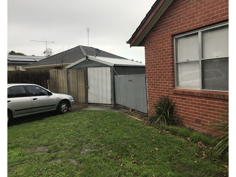 24 Coleman Parade, Churchill VIC 3842