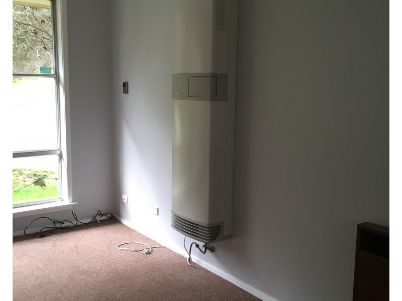 24 Coleman Parade, Churchill VIC 3842