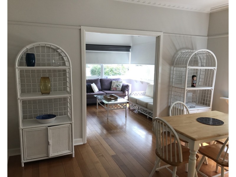 17 Broughton Avenue, Cowes VIC 3922