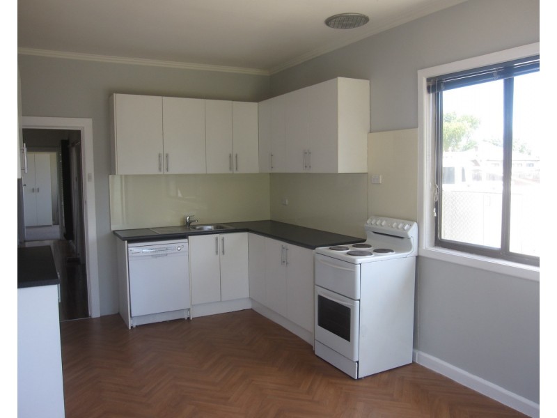 16 Madden St, Morwell VIC 3840