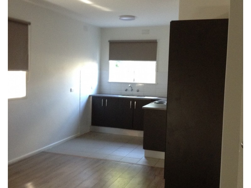 1/153 Buckley Street, Morwell VIC 3840