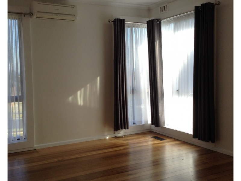 13 Donald Street, Morwell VIC 3840