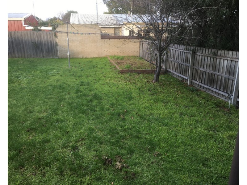 28 Hopetoun Avenue, Morwell VIC 3840