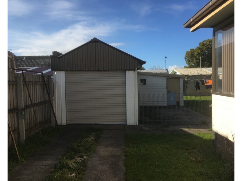 28 Hopetoun Avenue, Morwell VIC 3840
