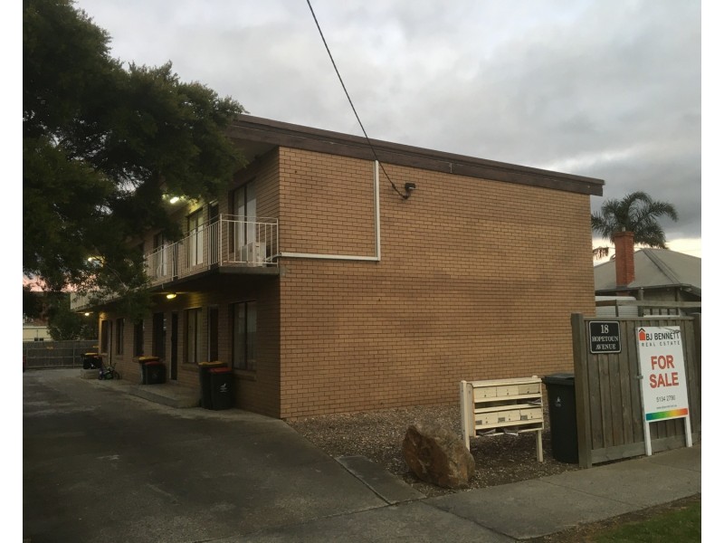 1/18  Hopetoun Avenue, Morwell VIC 3840
