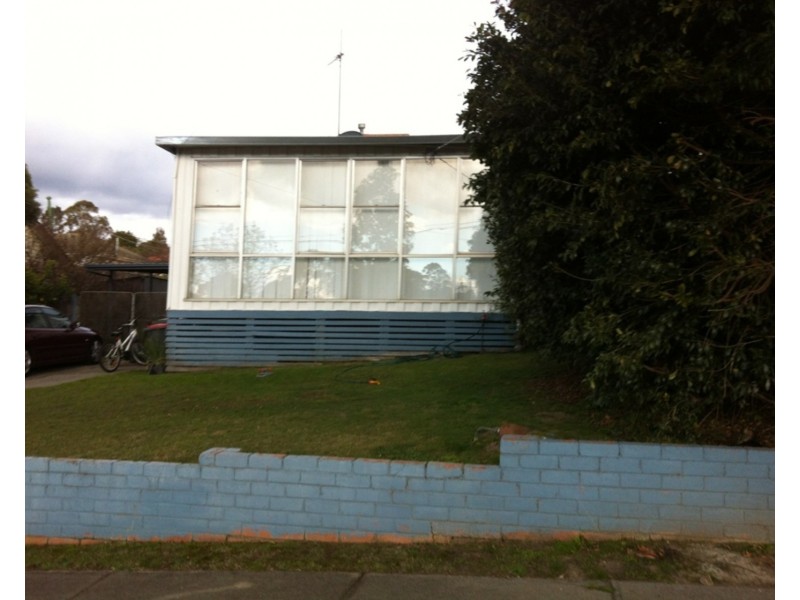 16 Dunbar Avenue, Morwell VIC 3840