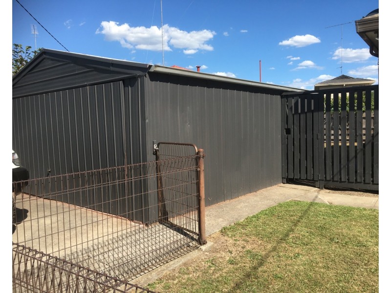 38  The Boulevard, Morwell VIC 3840