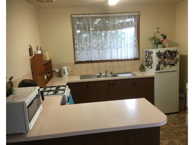 4/23  Gibson Street, Moe VIC 3825