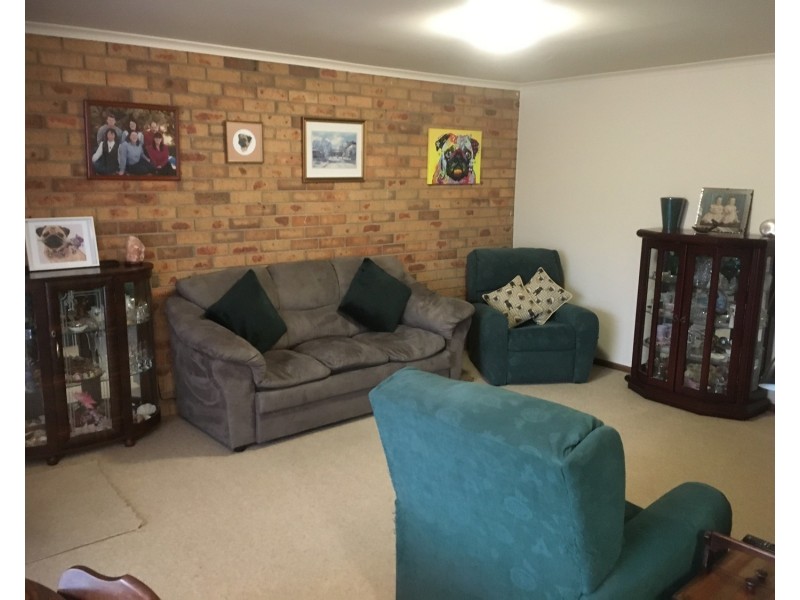 4/23  Gibson Street, Moe VIC 3825