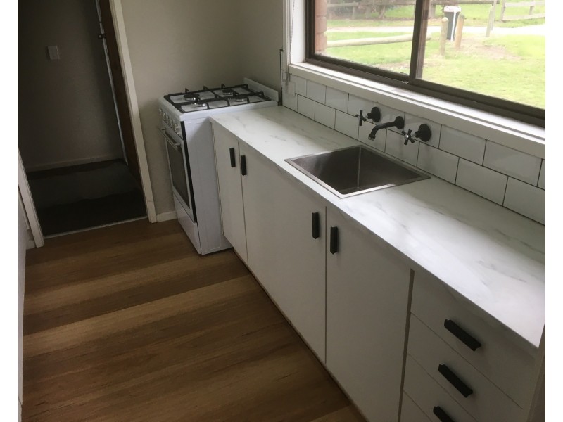 8 Gundaroo Place, Churchill VIC 3842