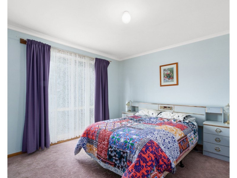 1/34 Hazelwood Road, Morwell VIC 3840