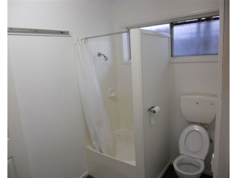 2/15 Well Street, Morwell VIC 3840