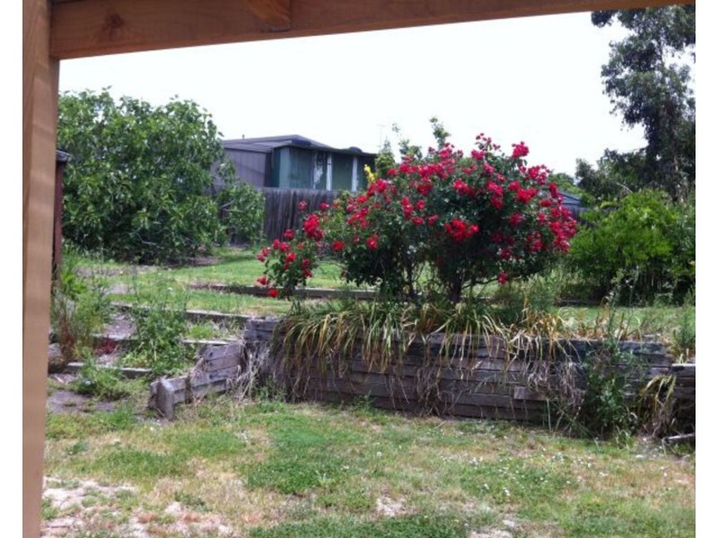 12 Dunbar Avenue, Morwell VIC 3840