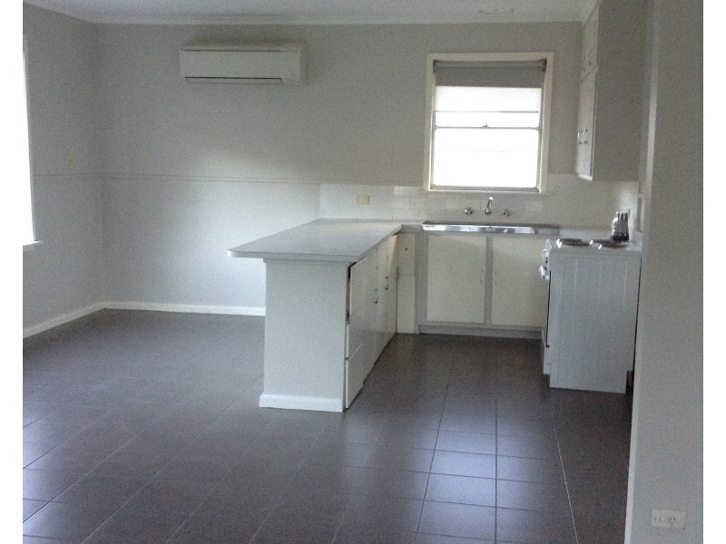 24 Coleman Parade, Churchill VIC 3842