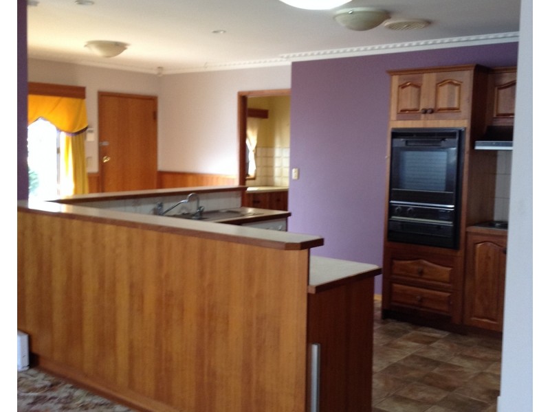 4 Joy Street, Morwell VIC 3840