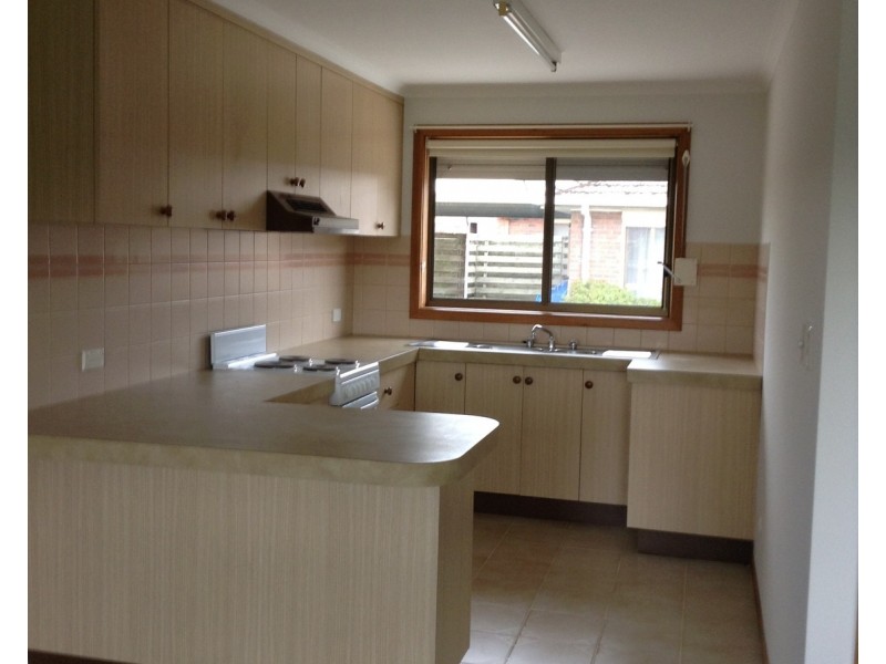 8/25 Airliebank Road, Morwell VIC 3840