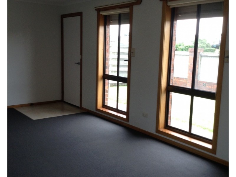 8/25 Airliebank Road, Morwell VIC 3840