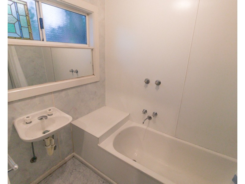 18 Hunt Street, Morwell VIC 3840