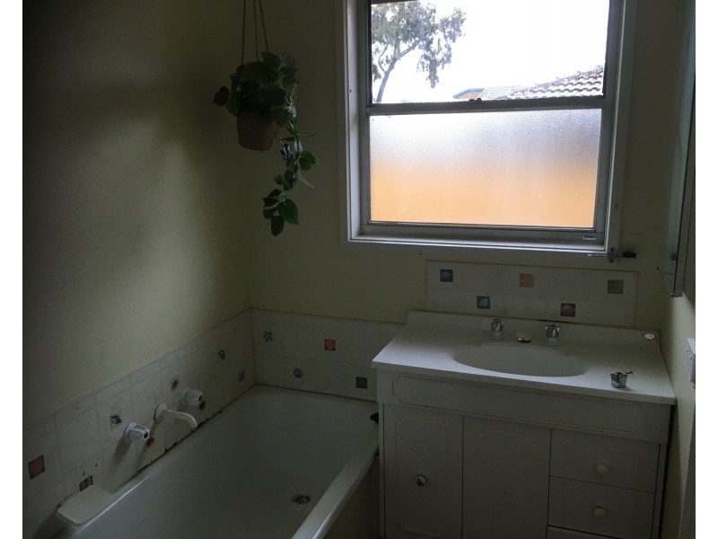 49 Walker Parade, Churchill VIC 3842