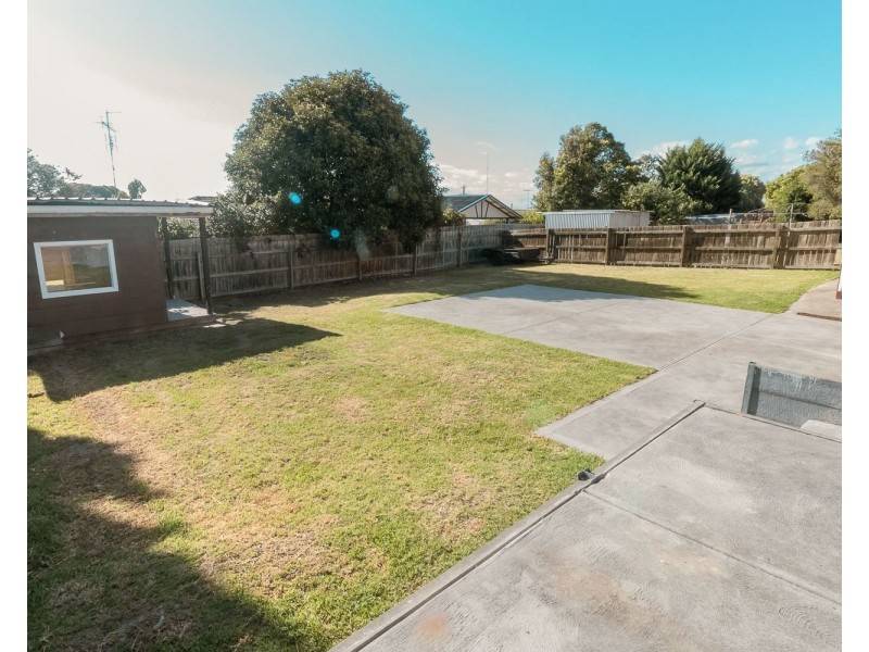 20 Mulcare Crescent, Churchill VIC 3842