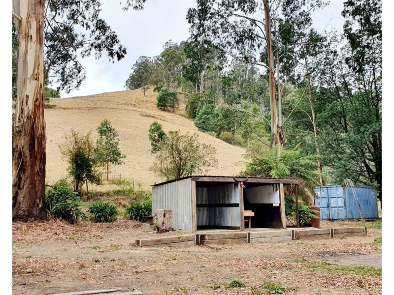 520 Upper Middle Creek Road, Yinnar South VIC 3869
