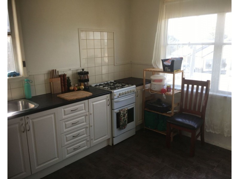 5 Winston Court, Morwell VIC 3840