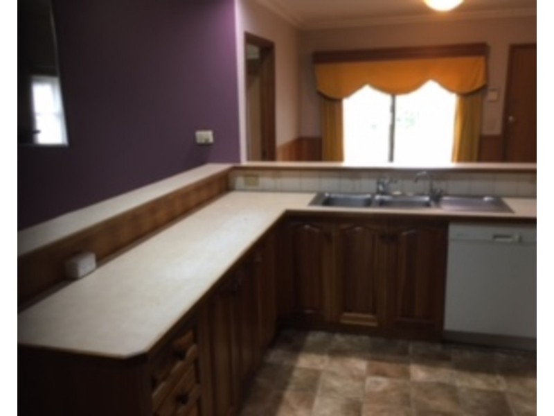 4 Joy Street, Morwell VIC 3840