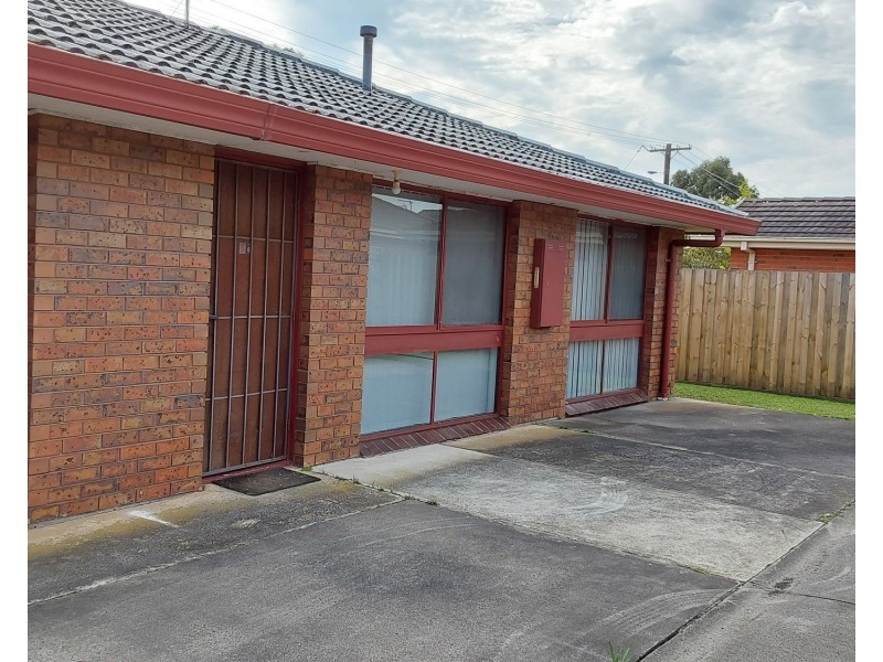 4/11 Hyland Street, Moe VIC 3825