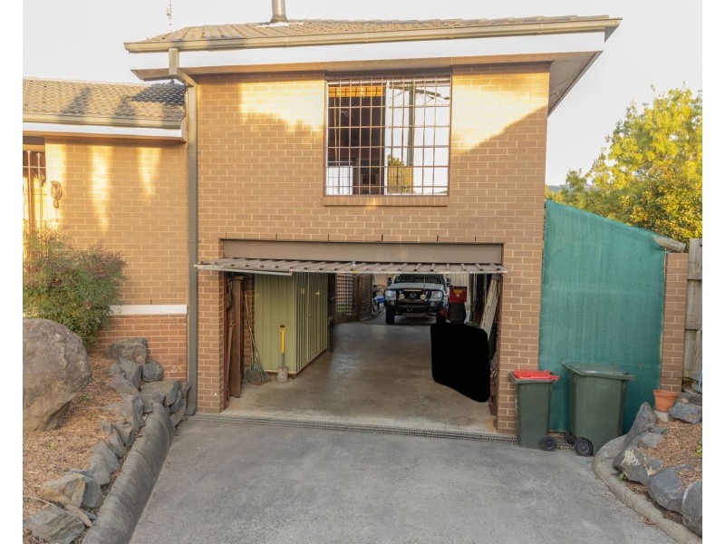 38 Dunbar Grove, Churchill VIC 3842