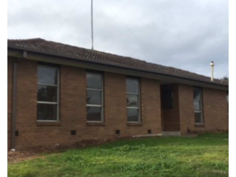 27 Acacia Way, Churchill VIC 3842