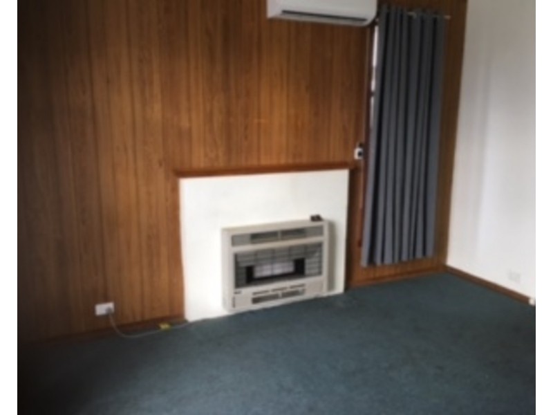 8 Dunbar Street, Morwell VIC 3840