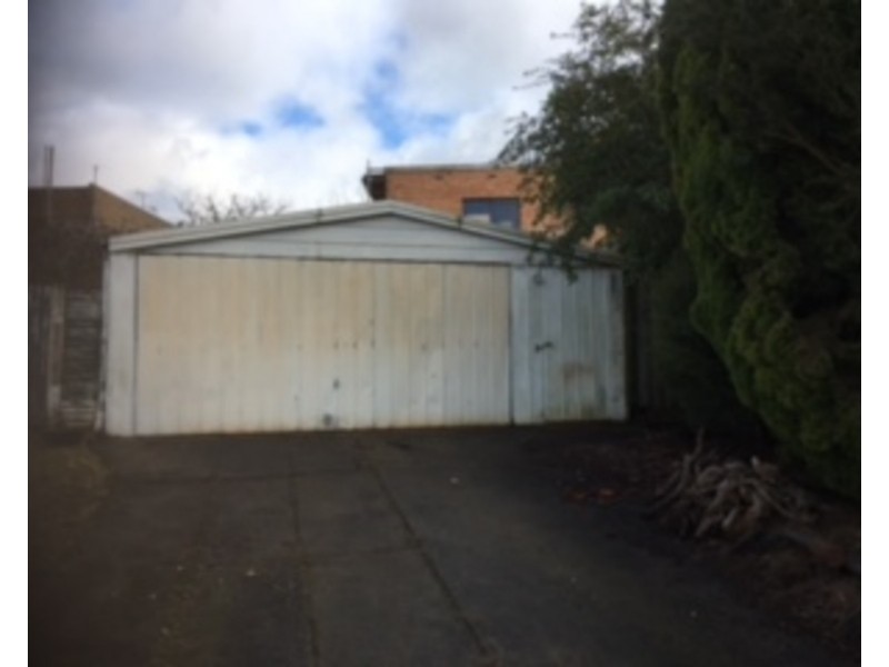 8 Dunbar Street, Morwell VIC 3840