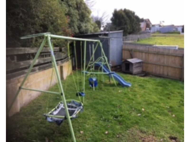 8 Dunbar Street, Morwell VIC 3840