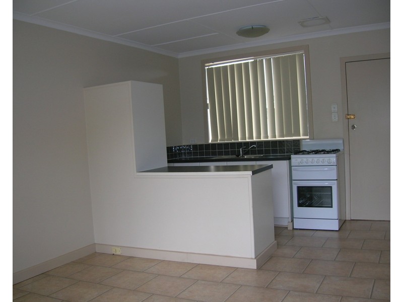 2/140 Mary Street, Morwell VIC 3840