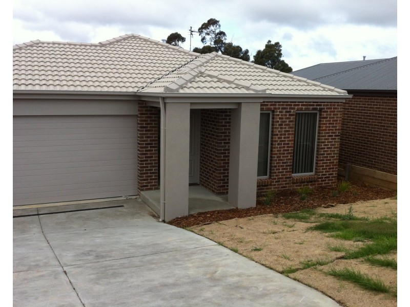 53 Mountain Grey Rise, Morwell VIC 3840