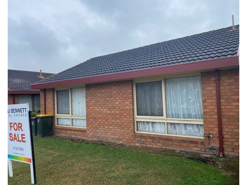 25 Cove Place, Morwell VIC 3840
