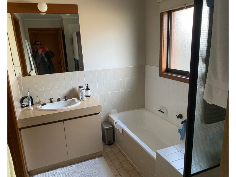 66  Dell Circuit, Morwell VIC 3840