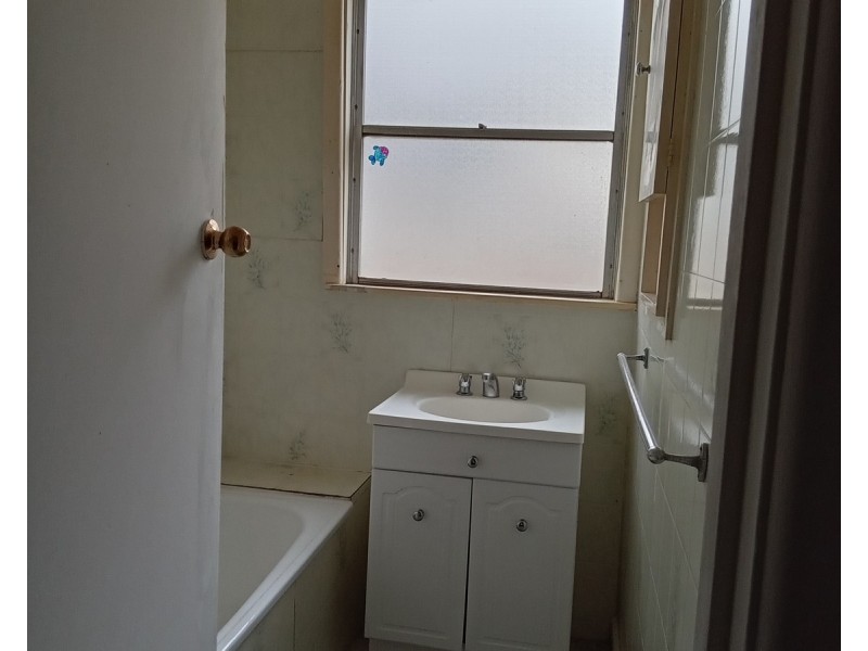 16 Dunbar Avenue, Morwell VIC 3840