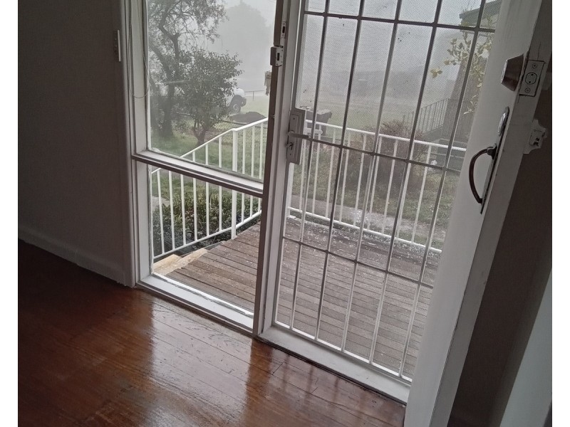 16 Dunbar Avenue, Morwell VIC 3840