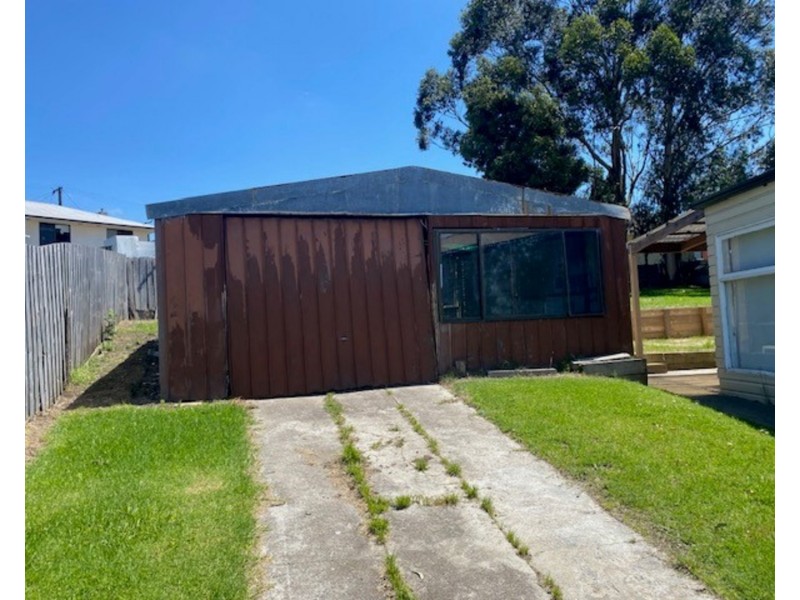 12 Dunbar Avenue, Morwell VIC 3840