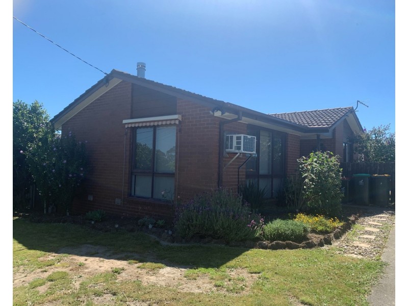 6 Sheoke Grove, Churchill VIC 3842