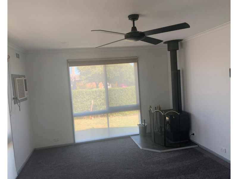 6 Sheoke Grove, Churchill VIC 3842