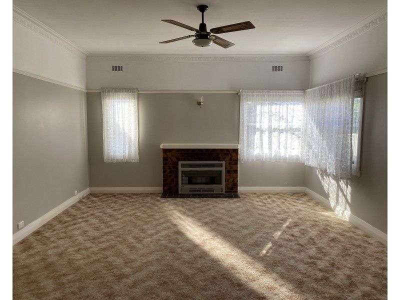 1 Roger Street, Morwell VIC 3840