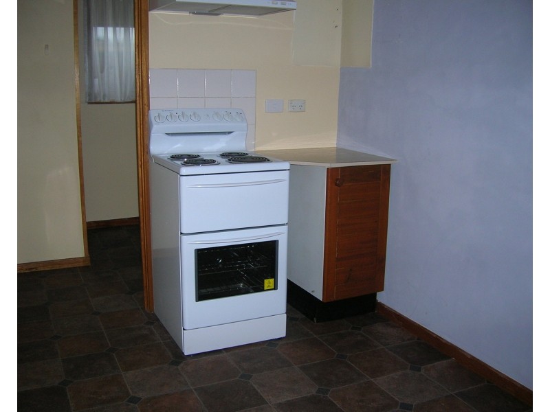 1/105 Elgin Street, Morwell VIC 3840