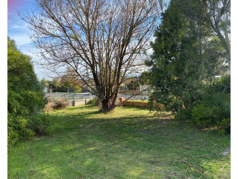 24 Vincent Road, Morwell VIC 3840