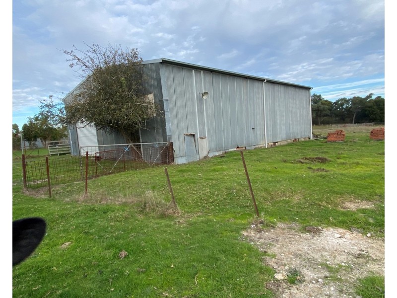 23 Thompsons Road, Newborough VIC 3825