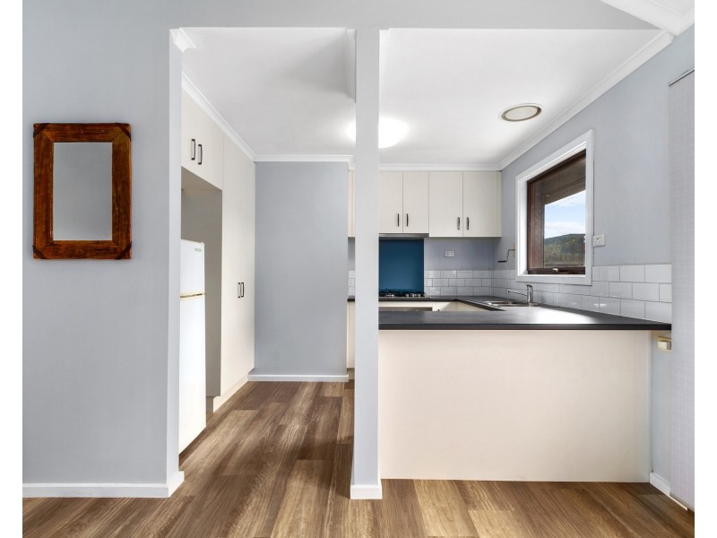 19 Cove Place, Morwell VIC 3840