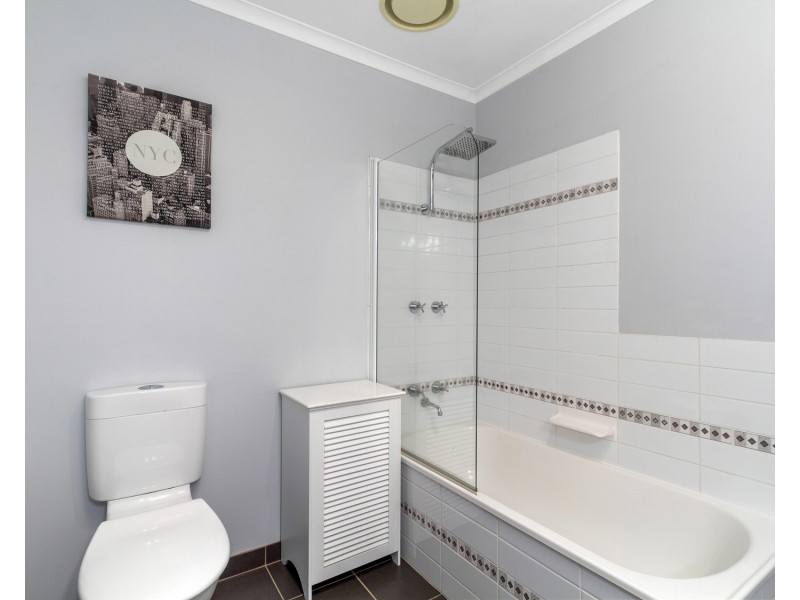 19 Cove Place, Morwell VIC 3840