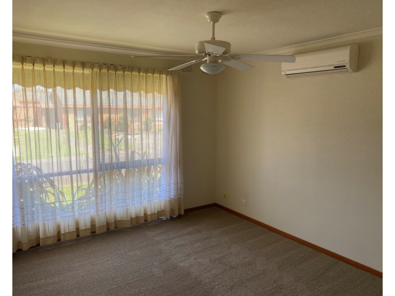 42 Dell Circuit, Morwell VIC 3840